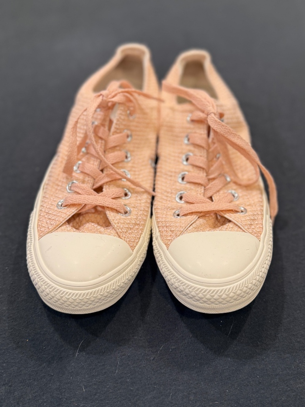 Women's Converse CTAS OX Dust Pink Textured Sneaker, size 8
